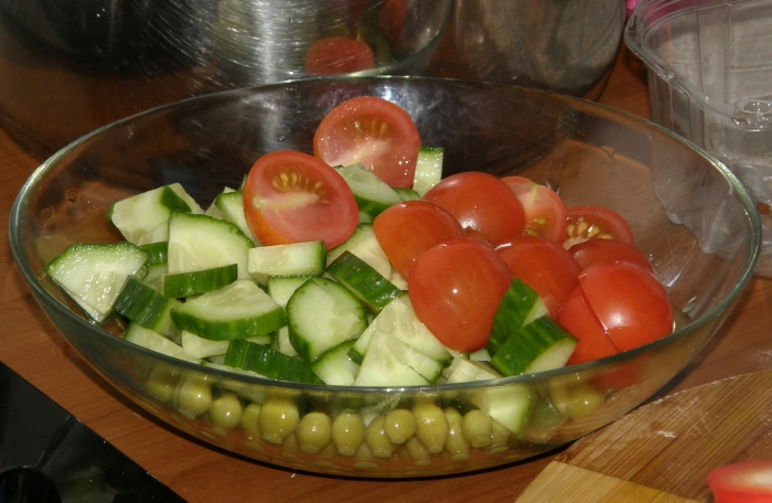 салат простой овощной